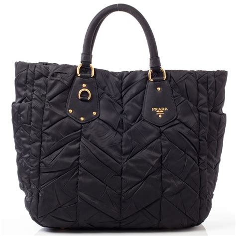 Prada tessuto quilted bag